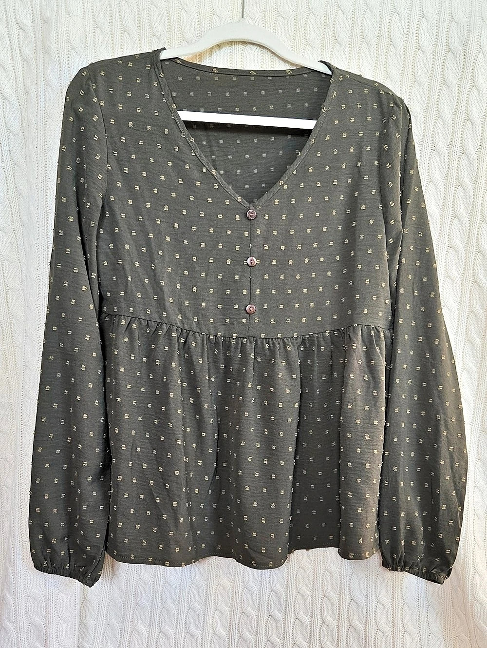 Geometric Long Sleeve Blouse in Green Size Medium